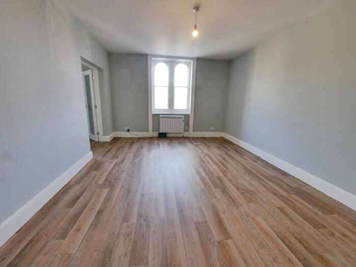 2 Bedroom Apartment To Rent In Market Place, Northleach, GL54