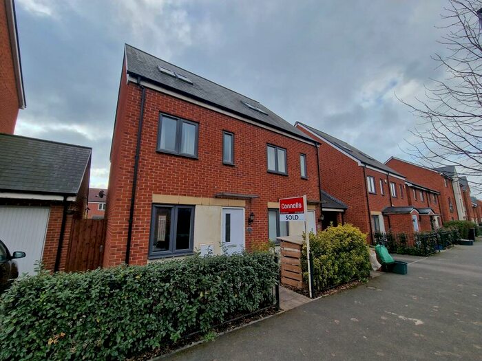 3 Bedroom Semi-Detached House To Rent In Jenner Boulevard, Emersons Green, Bristol, BS16