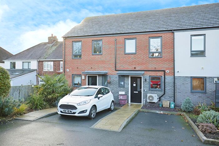 2 Bedroom Terraced House For Sale In Old Milverton Road, Leamington Spa, CV32