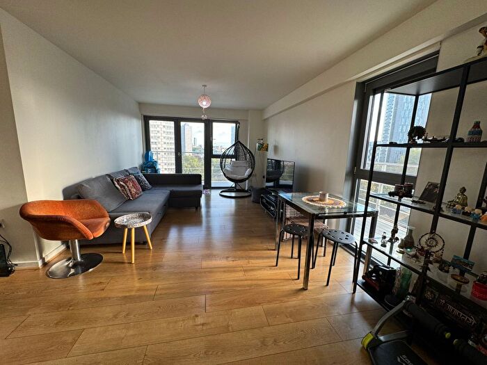 1 Bedroom Flat To Rent In Biggerstaff Road, London, E15