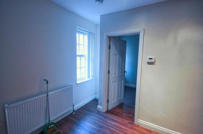 1 Bedroom Flat To Rent In Cauldwell Street, Bedford, MK42