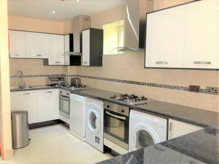 5 Bedroom Terraced House To Rent In B Dawlish Road, Selly Oak, Birmingham, B29