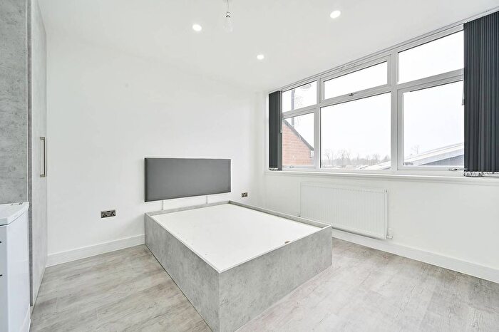 1 Bedroom Studio To Rent In High Street, West Drayton, UB7