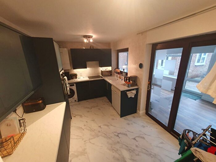 2 Bedroom Detached House To Rent In Harlington, Dunstable, LU5