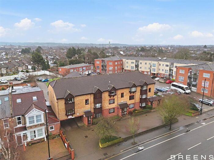 1 Bedroom Flat For Sale In Cantrell Lodge, Hertford Road, Enfield, EN3