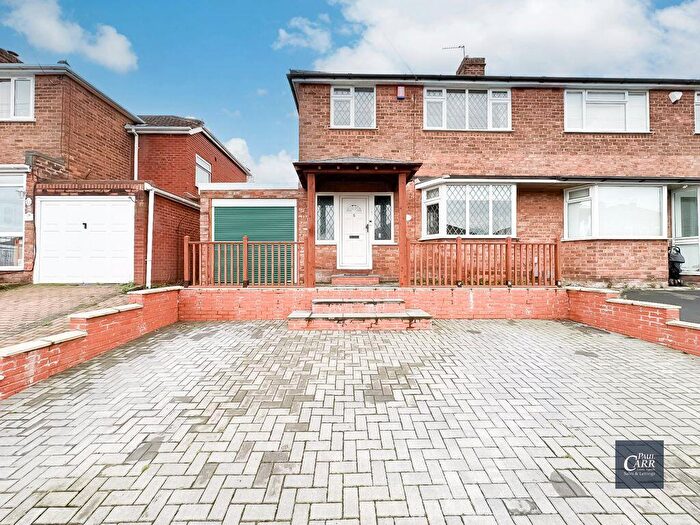 3 Bedroom Semi-Detached House For Sale In Yewtree Road, Streetly, B74