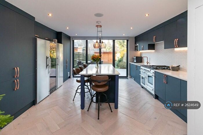 4 Bedroom Terraced House To Rent In Streamline Mews, London, SE22