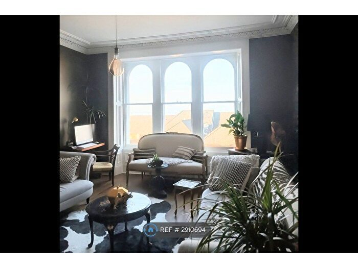 2 Bedroom Flat To Rent In Newport On Tay, Newport On Tay, DD6