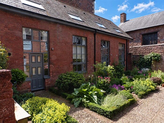 2 Bedroom House To Rent In The Mint, Exeter, EX4