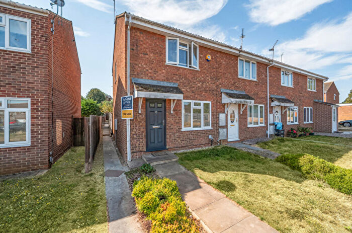 2 Bedroom End Of Terrace House For Sale In Ridge Nether Moor, Liden, Swindon, SN3
