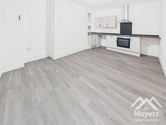 2 Bedroom Flat To Rent In Flat The Mews, Eanam Old Road, Blackburn., BB1