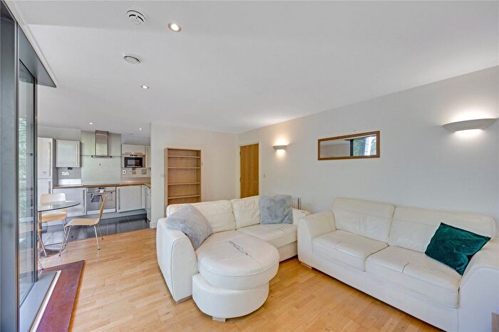 2 Bedroom Flat For Sale In Elektron Tower, London, E14