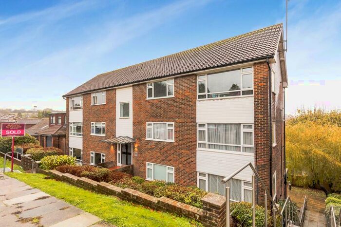 1 Bedroom Flat To Rent In Westdene Drive, Upperdene Court, BN1