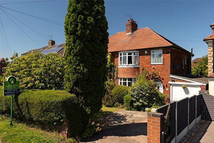 3 Bedroom Semi-Detached House For Sale In Hull Road, York, North Yorkshire, YO10