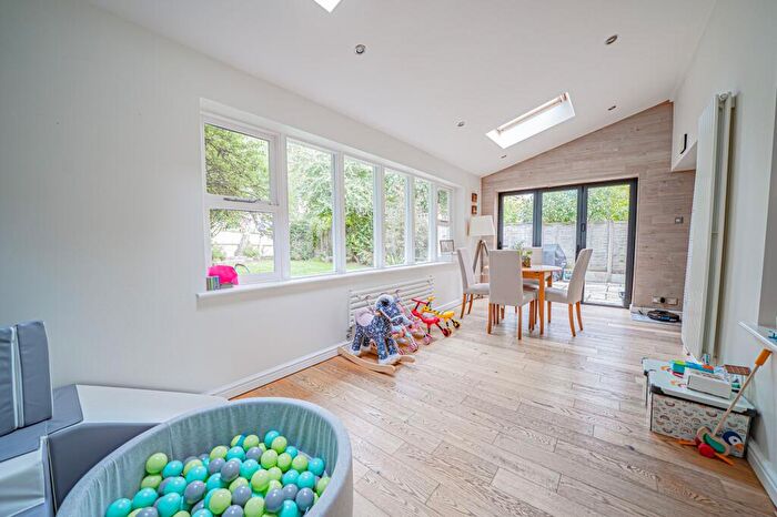 5 Bedroom Detached House For Sale In Lapwing Drive, Hampton-In-Arden, B92