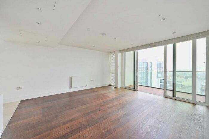 2 Bedroom Flat To Rent In Upper Richmond Road, East Putney, London, SW15