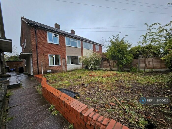 2 Bedroom Maisonette To Rent In Darnel Hurst Road, Birmingham, B75