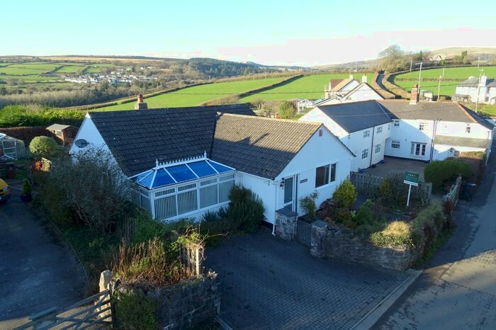 3 Bedroom Detached Bungalow For Sale In Corntown, Ivybridge PL21