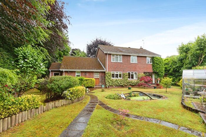 4 Bedroom Detached House For Sale In Scotts Corner, The Harrow Way, Basingstoke, Hampshire, RG22