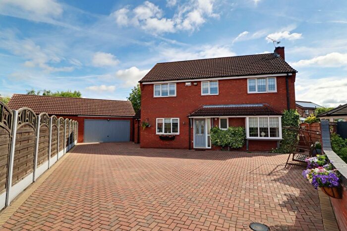 4 Bedroom Detached House For Sale In Byre Court, Westwoodside, DN9