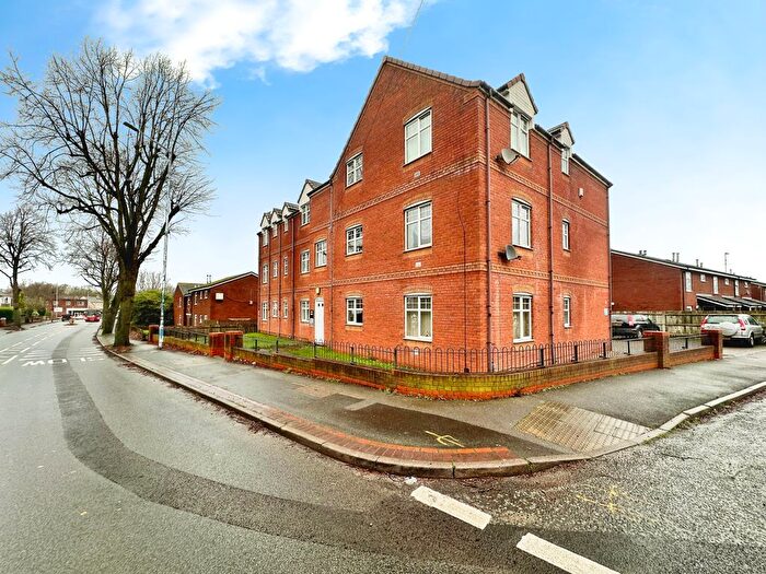 2 Bedroom Flat To Rent In Dudley Road, Tipton, DY4