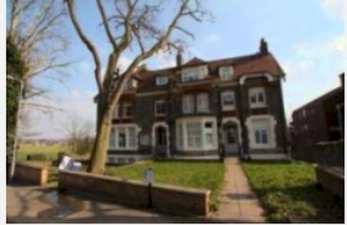 1 Bedroom Studio To Rent In Mount View Road, London, N4