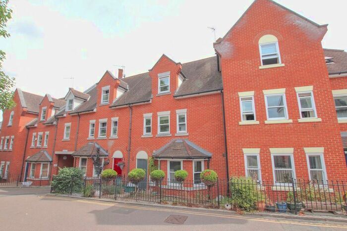 3 Bedroom Town House To Rent In Land Lane, Colchester, CO1