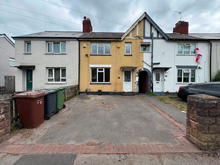 3 Bedroom Town House For Sale In Pinson Road, Willenhall, WV13