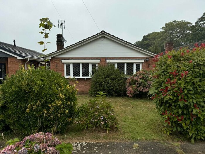 2 Bedroom Detached House To Rent In Tern Close, Hythe, SO45