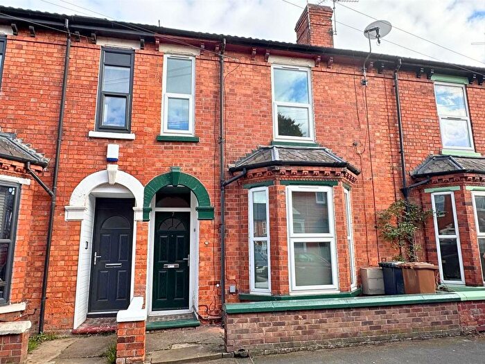 3 Bedroom Terraced House For Sale In Prior Street, Lincoln, LN5