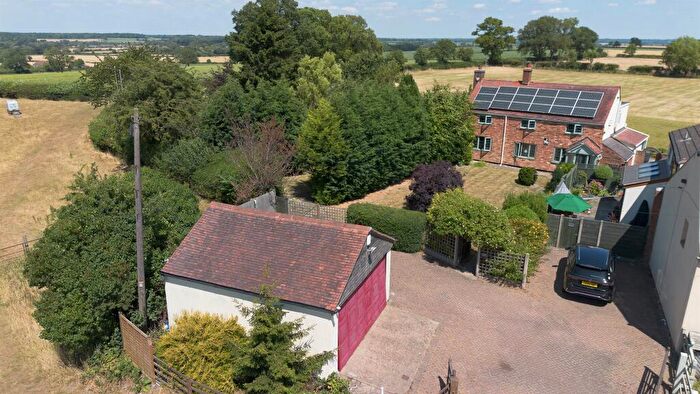 4 Bedroom Detached House For Sale In London Road, Stretton On Dunsmore, Rugby, CV23