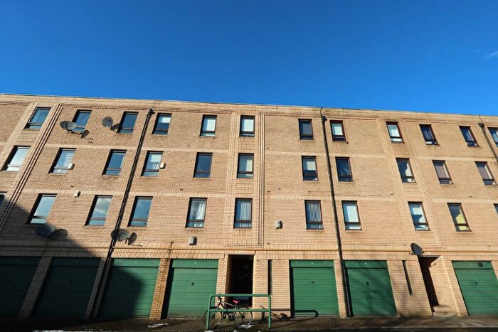 2 Bedroom Flat To Rent In Milnpark Gardens, Glasgow, G41