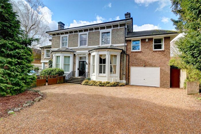 2 Bedroom Apartment For Sale In Southborough Road, Bickley, BR1