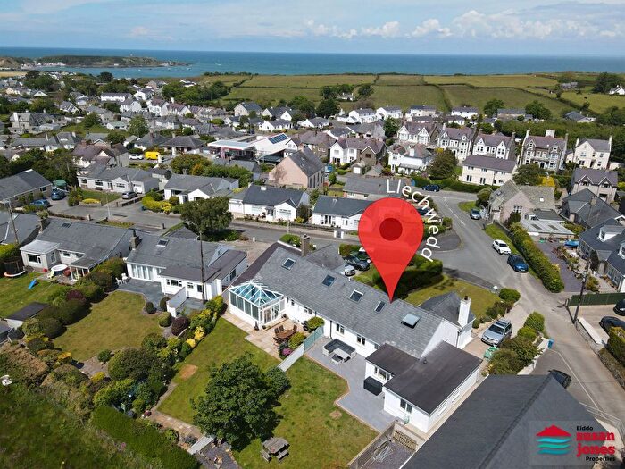 4 Bedroom Semi-Detached Bungalow For Sale In Bryncyttyn Estate, Morfa Nefyn, LL53