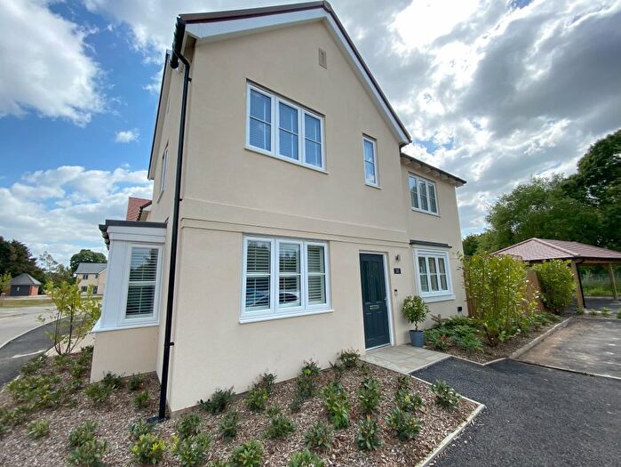 3 Bedroom Detached House For Sale In Leftwich Place, Great Cornard, Sudbury, CO10