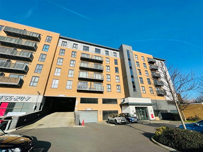 2 Bedroom Flat To Rent In Hackney House, Clydesdale Way, Belvedere, Kent, DA17