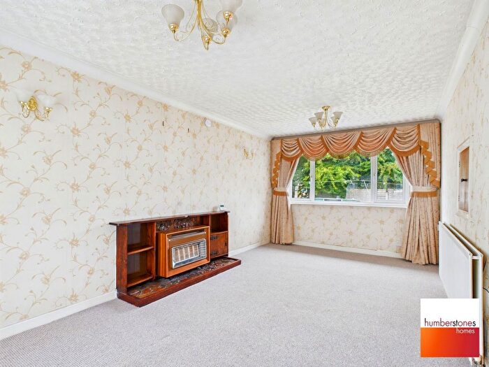 2 Bedroom Bungalow To Rent In Crabbe Street, Stourbridge, West Midlands, DY9