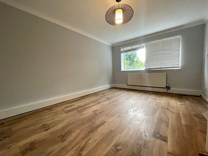 2 Bedroom Flat To Rent In Brierley Court, Church Road, London, W7