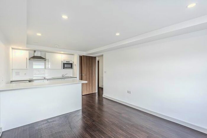 2 Bedroom Flat To Rent In Miflats, High Street, Bracknell, RG12