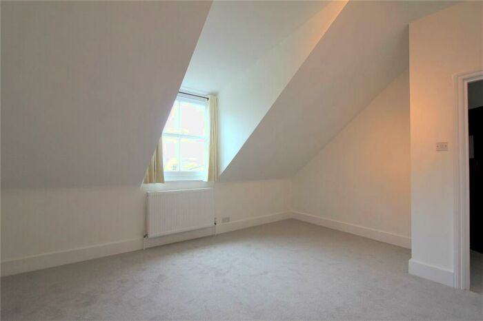 1 Bedroom Apartment To Rent In Mount View Road, London, Greater London, N4