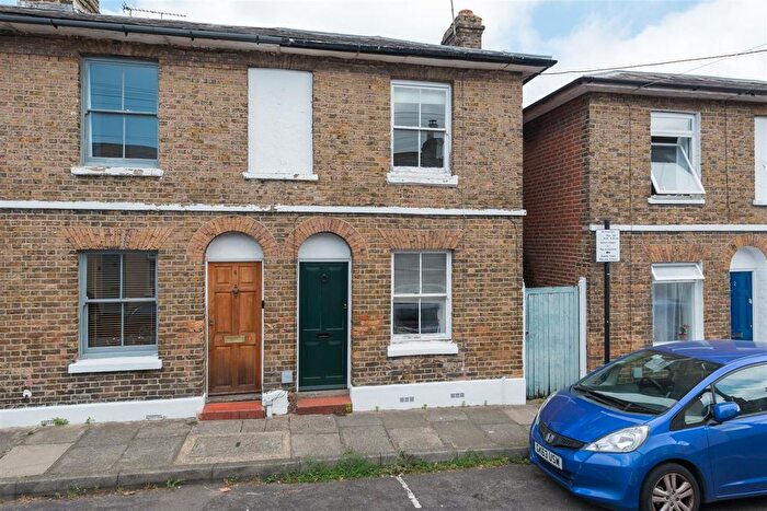 2 Bedroom End Terrace House For Sale In Church Street, Canterbury, CT2