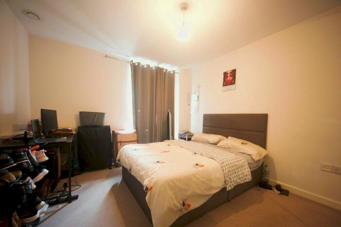 1 Bedroom Apartment To Rent In Windsor Road, Slough, SL1