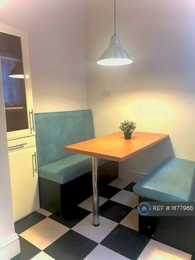 4 Bedroom Terraced House To Rent In Beech Grove, Manchester, M14