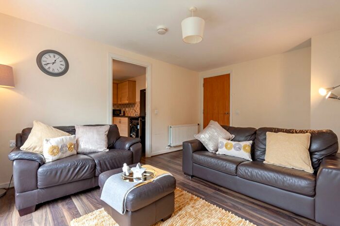 2 Bedroom Flat For Sale In Dee Village, Millburn Street, The City Centre, Aberdeen, AB11