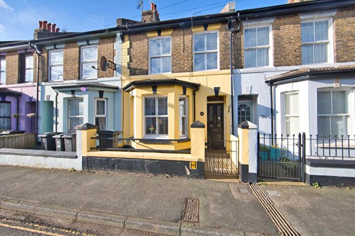 3 Bedroom Terraced House For Sale In College Road, Deal, Kent, CT14