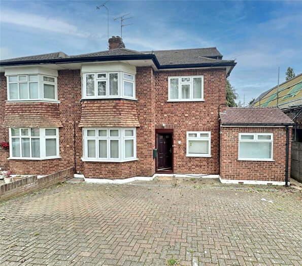 4 Bedroom Semi-detached House To Rent In Links Drive, Radlett, Hertfordshire, WD7