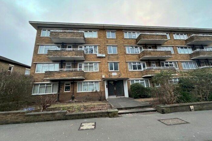 1 Bedroom Flat To Rent In The Avenue, Southampton, SO17