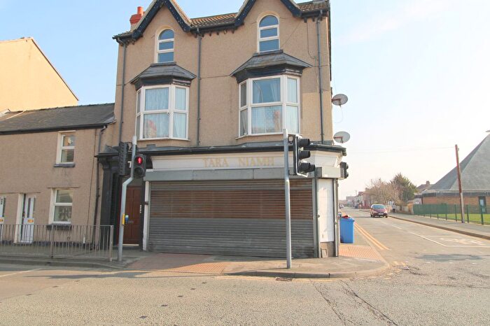 2 Bedroom Flat To Rent In Wellington Road, Rhyl, Denbighshire, LL18