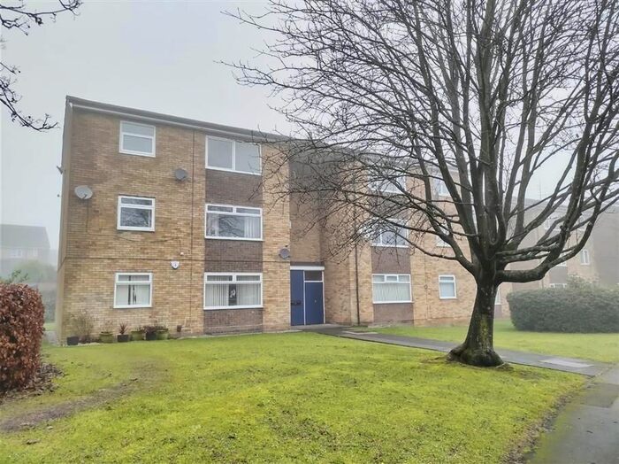 2 Bedroom Flat To Rent In Carslake Avenue, Bolton BL1