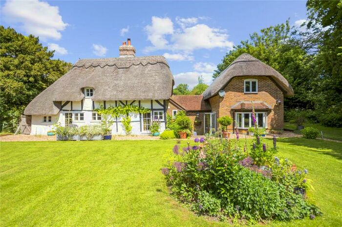3 Bedroom Detached House For Sale In East Stratton, Winchester, Hampshire, SO21